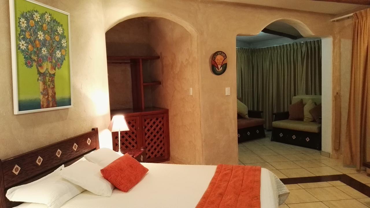 Hosteria "El Encanto" San Miguel de los Bancos Esterno foto