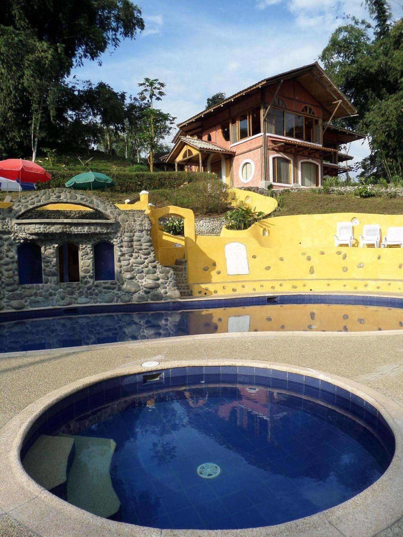 Hosteria "El Encanto" San Miguel de los Bancos Esterno foto