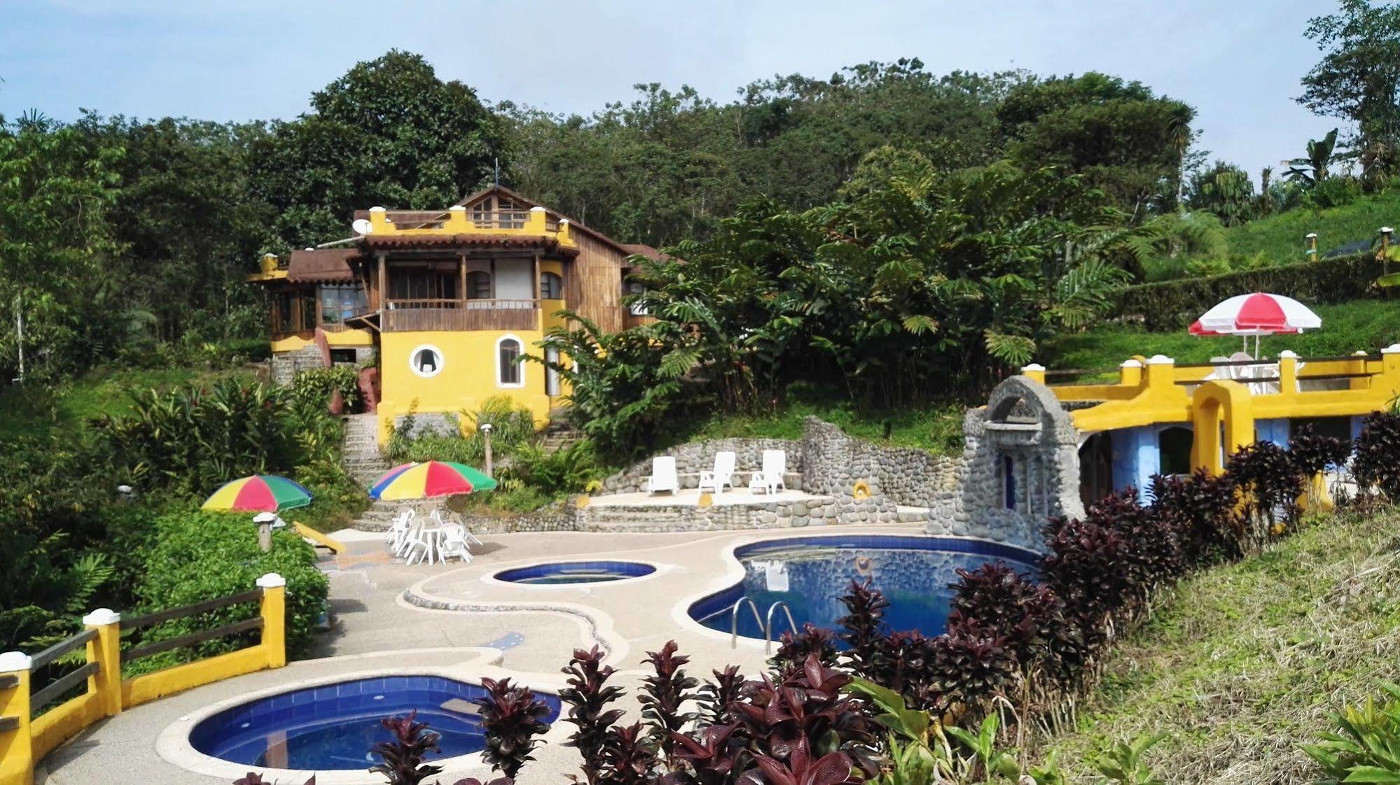Hosteria "El Encanto" San Miguel de los Bancos Esterno foto